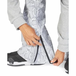 DC Collective Softshell Bib 2023 - Women's Snowboard Bib 13 DC Collective Softshell Bib 2023 - Women's Snowboard Bib -DC Store DCCollectiveSoftshellBib2023womensWhiteMamba XWSS 4