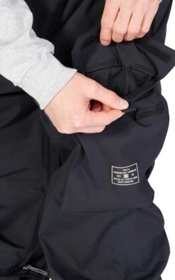 DC Brigade 45K Shell Bib 2022-2023 -DC Store dc brigade 45k shell bib 2022 2023 ski pro 660047771